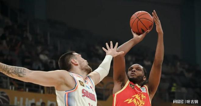 关于卡巴签约引爆NBL！冲CBA？山东新疆球迷：赶紧抢人的信息