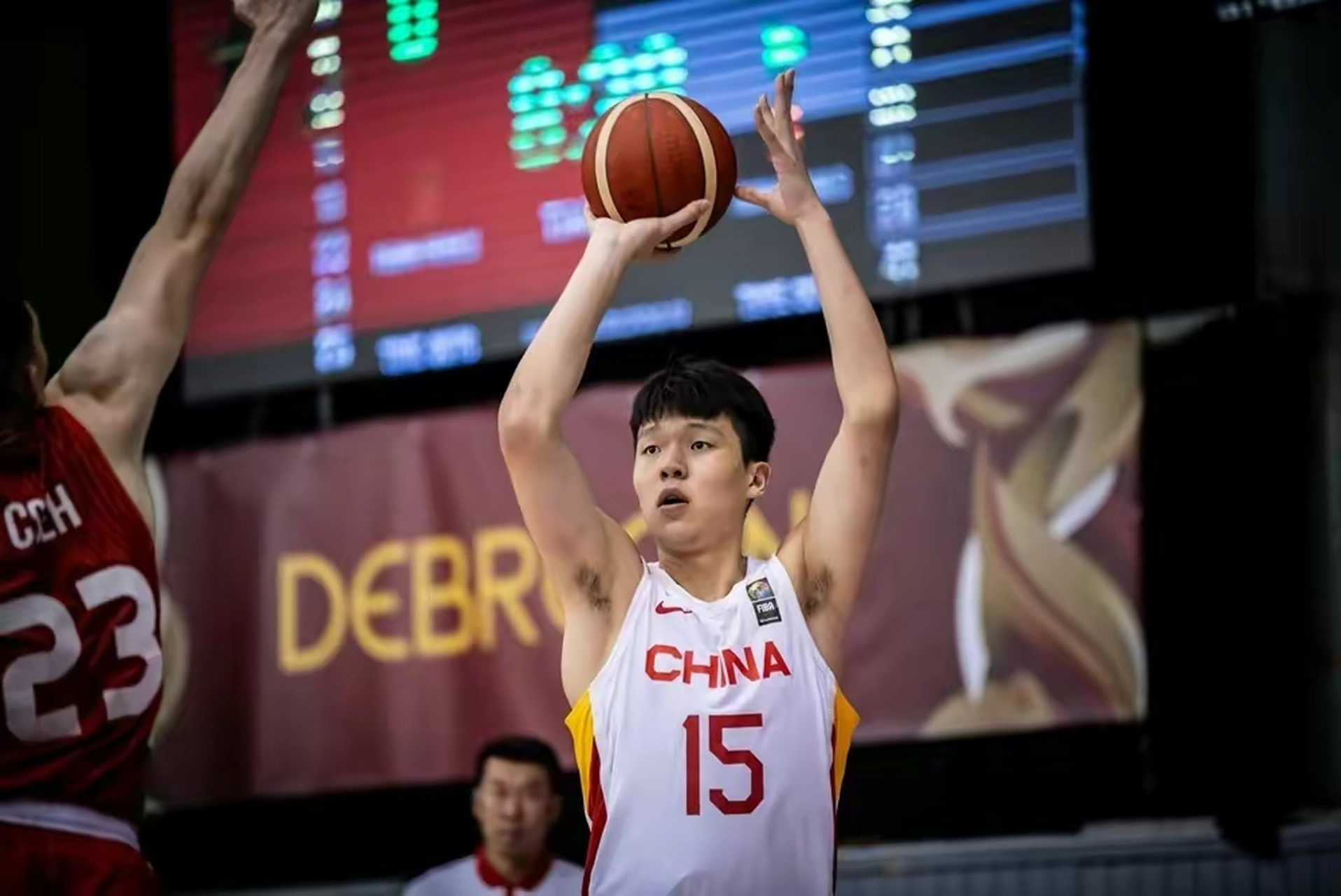 杨瀚森本赛季个人集锦上篇：场均28封盖领跑CBA