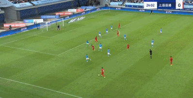 中超-莱昂纳多传射李新翔破门十人海港3-1河南