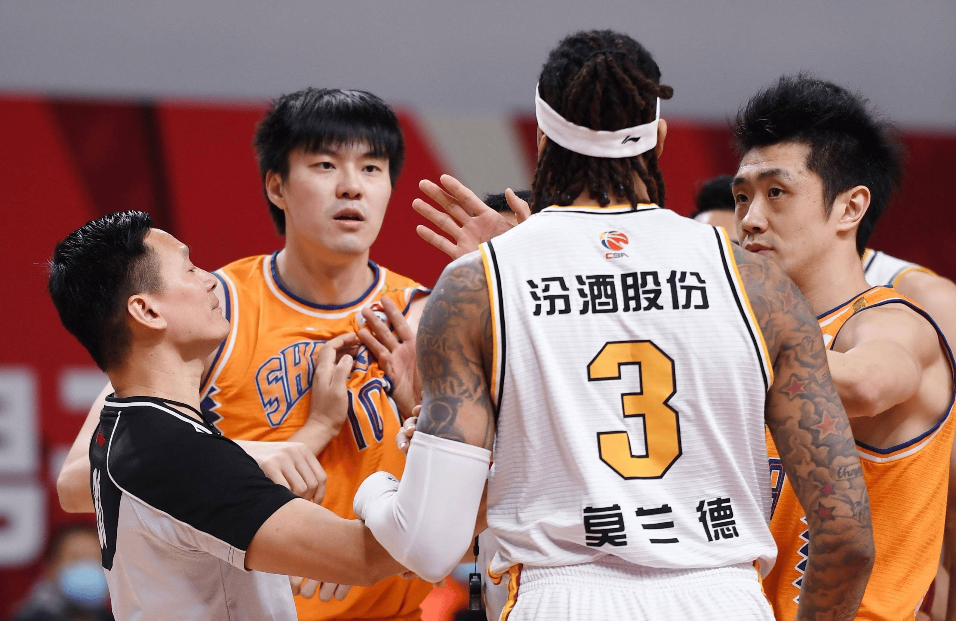 米兰体育-关于山西男篮力克浙江队，取得关键胜利的信息