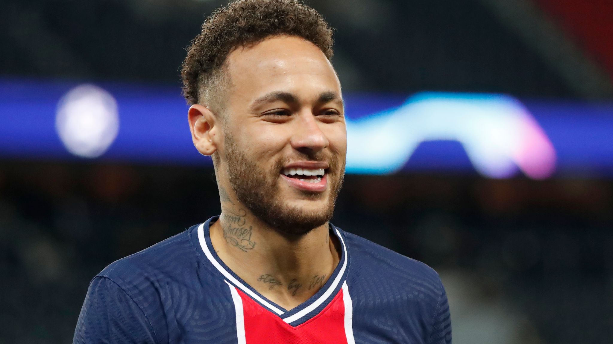 关于利物浦迎战PSG，内马尔将突破对手防线的信息